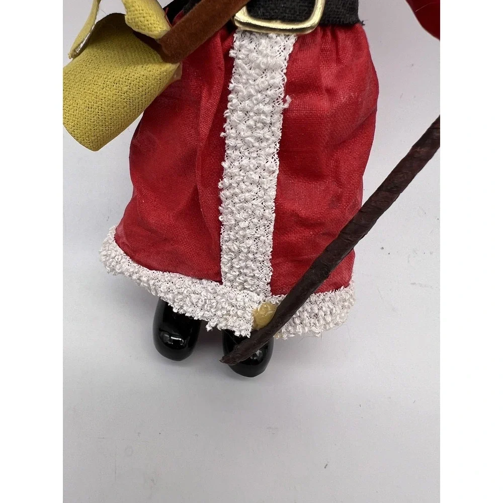 Clothtique Santa Christmas Tree Staff Satchel 6.5